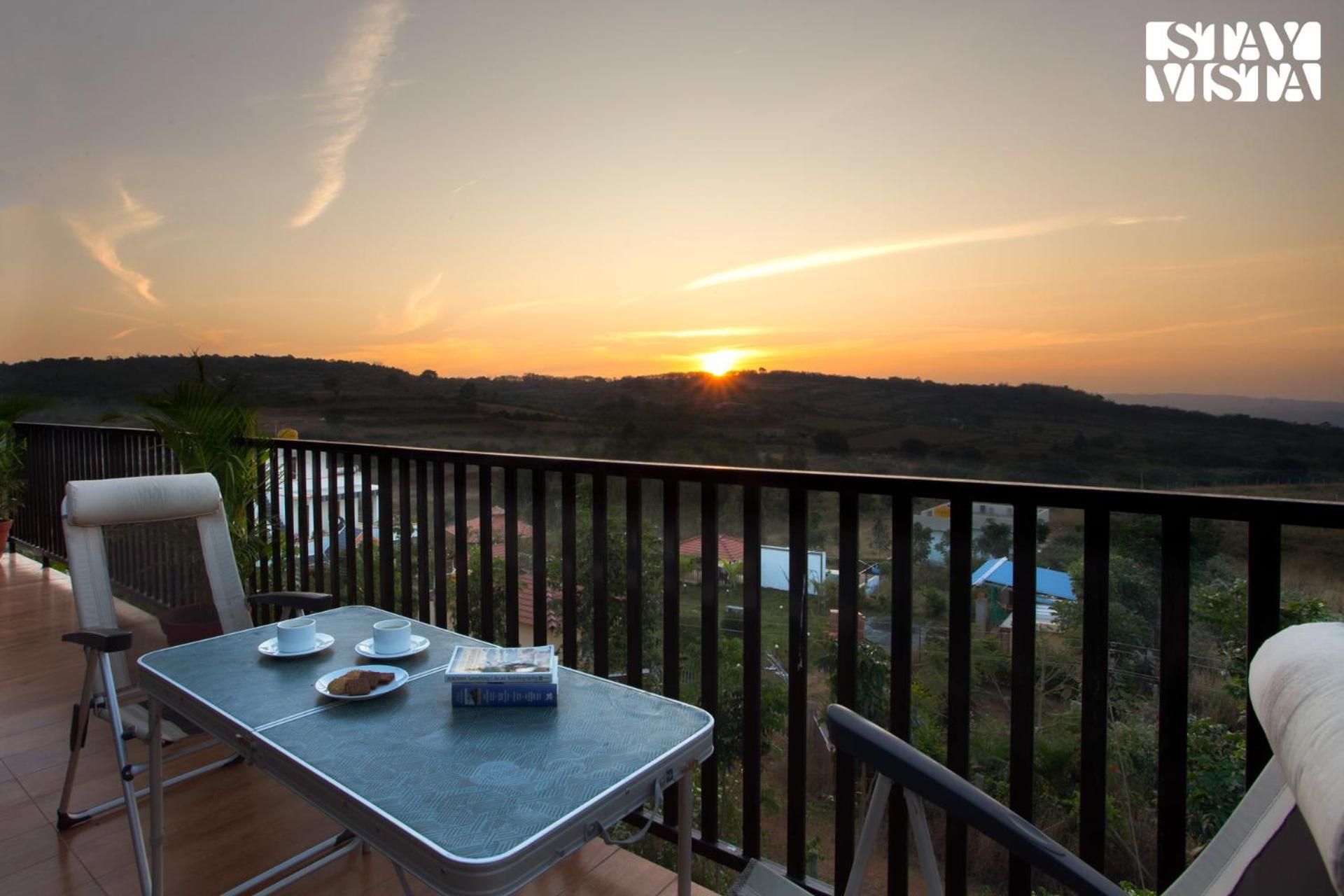 Stayvista At Hillside Harmony Pvt Pool & Free Breakfast Bangalore Esterno foto
